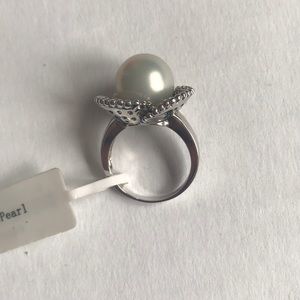 NWT Sterling silver pearl flower statement…